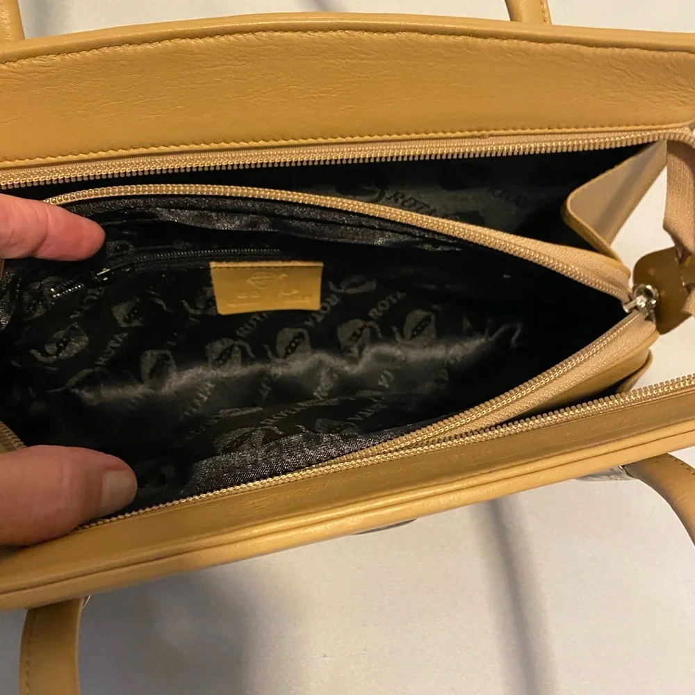 Rota genuine, stingray, Elegant Tan and Black Animal Print Handbag 11x6x2 - Picture 6 of 10